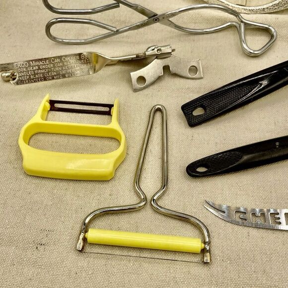 Vintage Ecko Various Small Kitchen Gadget Charcuterie Cheese Tool 8 Piece Bundle - Picture 8 of 16